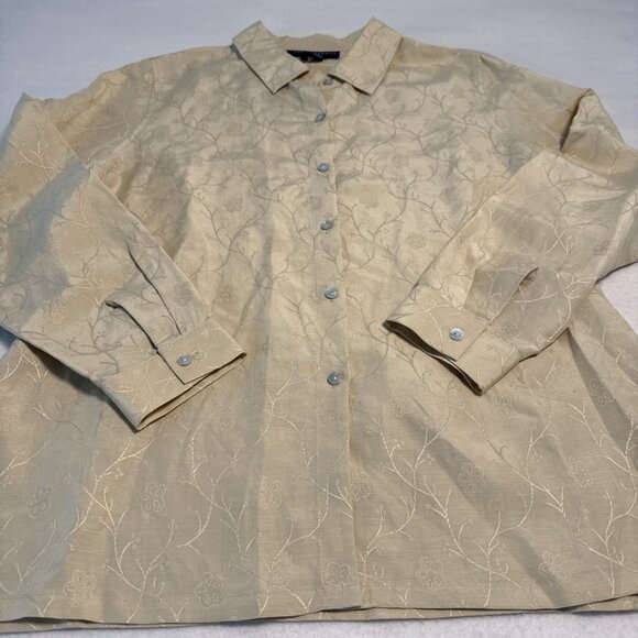 Chelsea Cambell Womens Button Up Shirt 12 Tan Embroidered Long Sleeve Collared - Picture 2 of 9